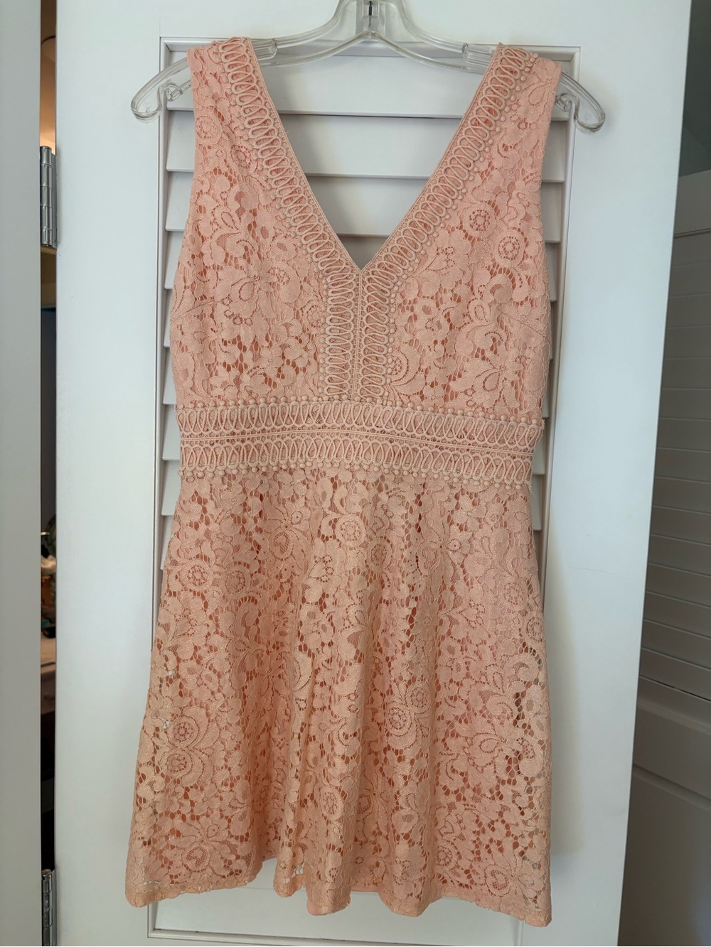 NWT Sleeveless Lace V-Neck Dress